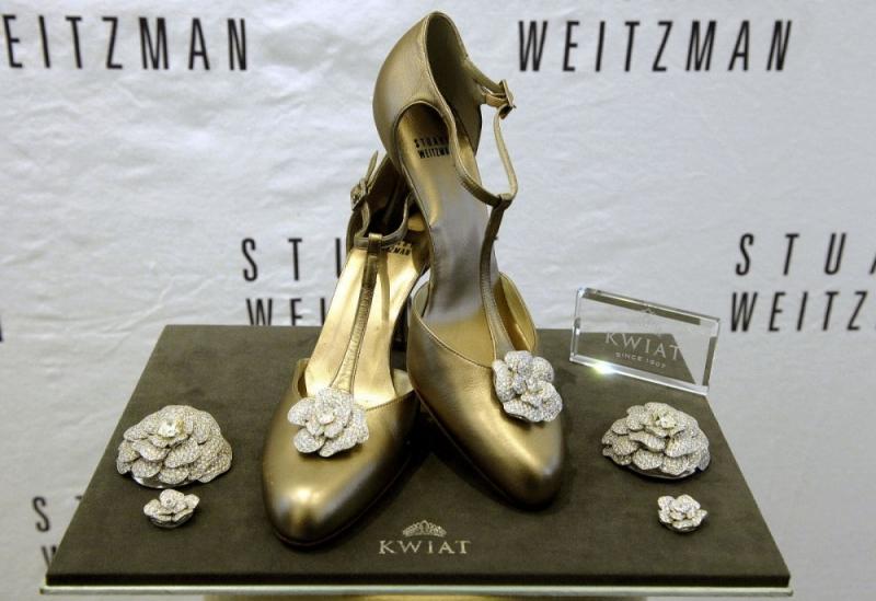 Giày của Stuart Weitzman's 