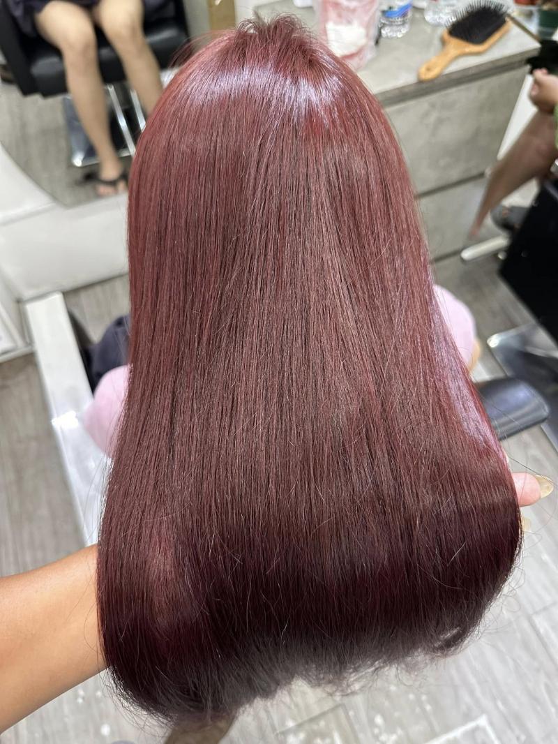 1990 HAIR NAIL SALON