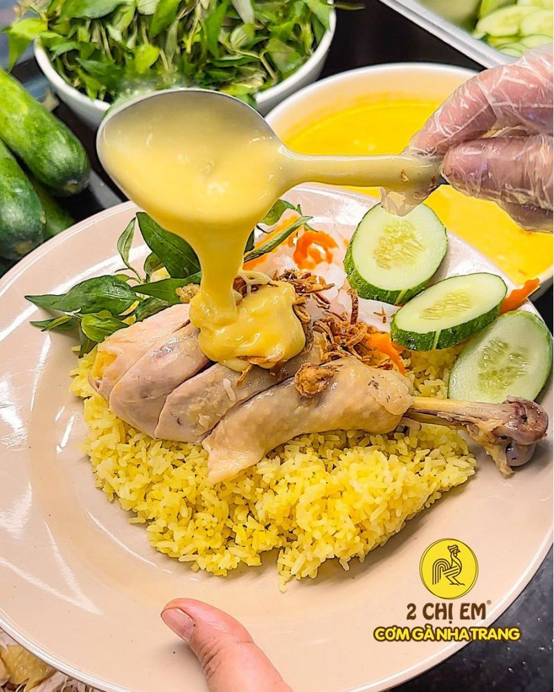 2 Chị Em - Cơm Gà Nha Trang