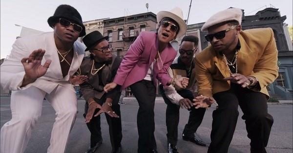 Uptown Funk - Bruno Mars ft. Mark Ronson