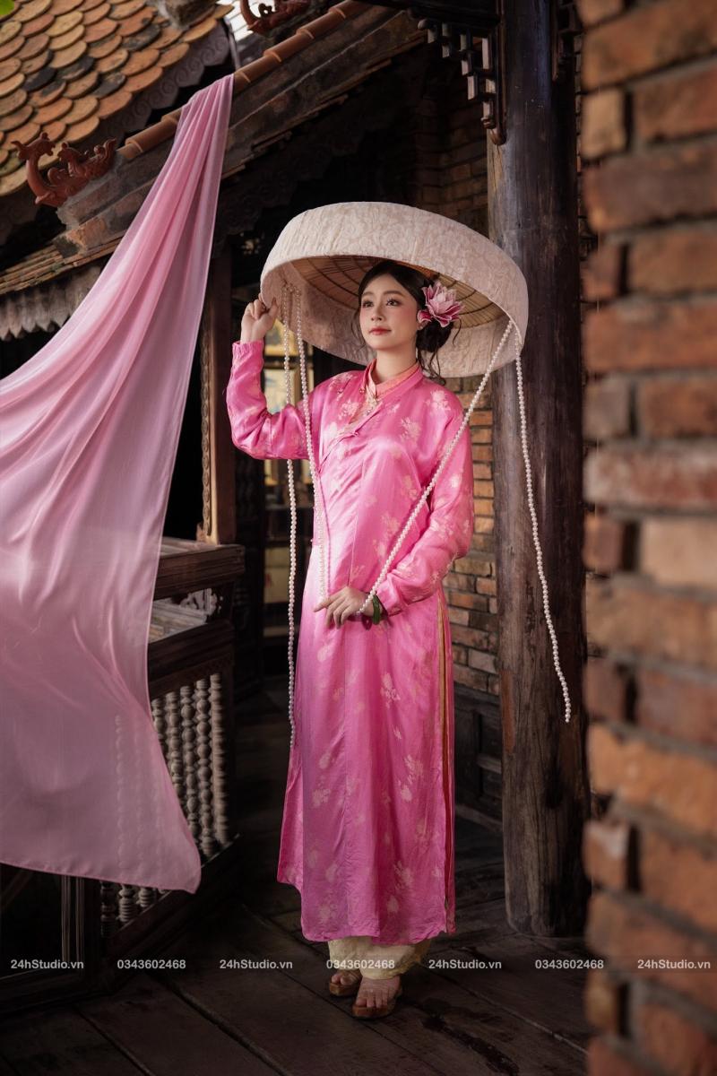 24h Studio - Studio chụp ảnh áo dài đẹp HCM