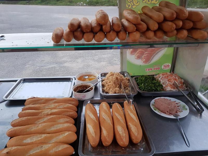 Địa chỉ ăn bánh mì que ngon nhất Đà Nẵng