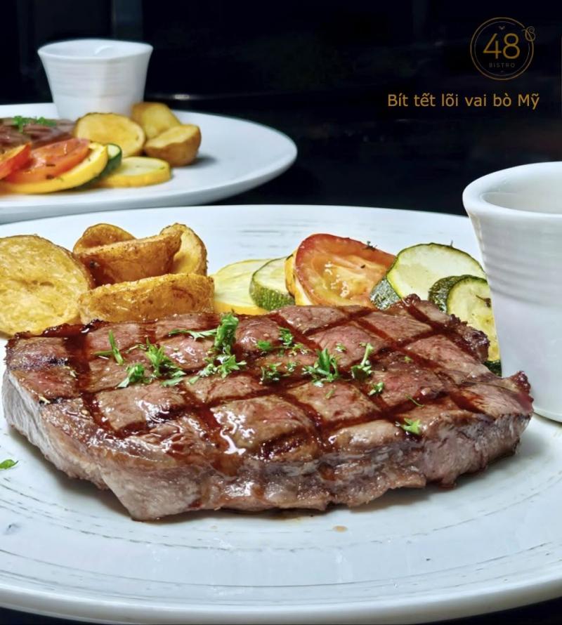 48 Bistro