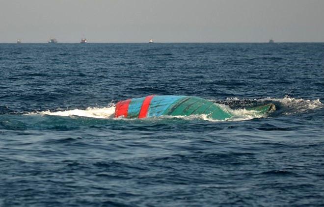 5 ngư dân mất tích do tàu cá chìm - ảnh: VTC News