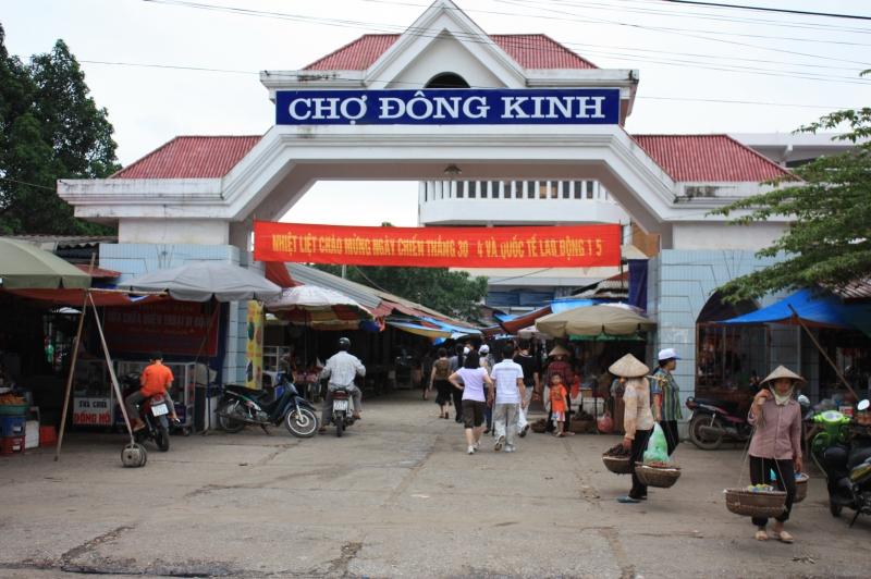 Chợ Đông Kinh