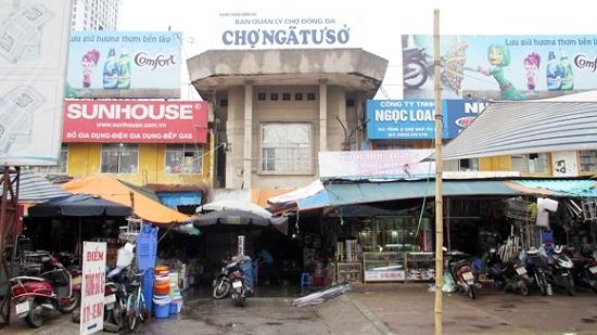 7.	Chợ ngã Tư Sở