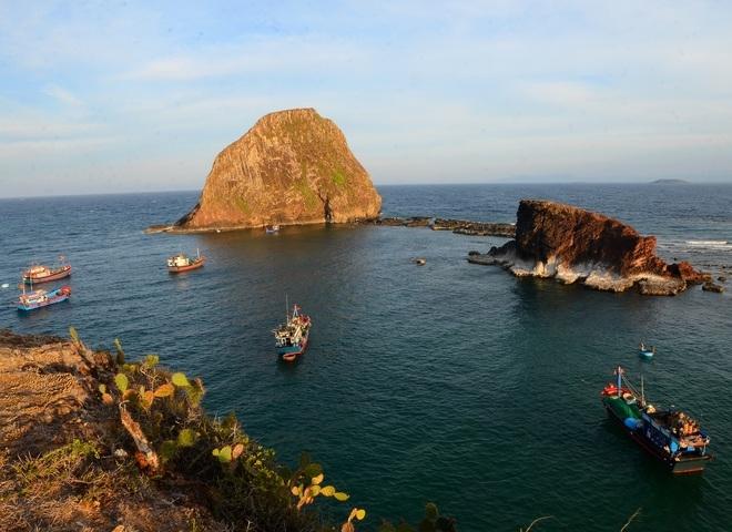 Hòn Nưa thơ mộng vào chiều tà