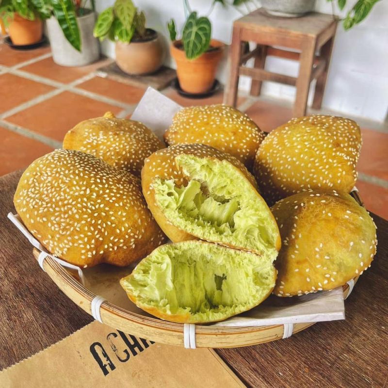 A Chảy - Bánh Tiêu Đậu Xanh Gia Truyền