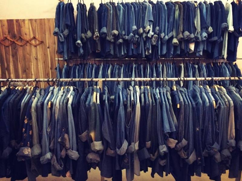 Denim tràn ngập cửa hàng (nguồn: Facebook cửa hàng)