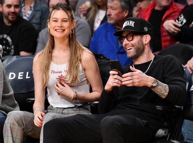 Adam Levine và Behati Prinsloo