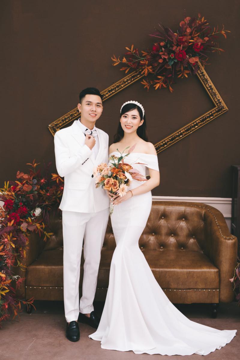 Nếu đang tìm kiếm một studio chụp ảnh cưới đẹp tại Thái Bình, hãy ghé thăm ngay chúng tôi! Với đội ngũ nhiếp ảnh viên chuyên nghiệp và trang thiết bị hiện đại, chúng tôi sẽ mang đến cho bạn những bức ảnh cưới đẹp nhất, để lưu giữ kỉ niệm đáng nhớ trong đời.
