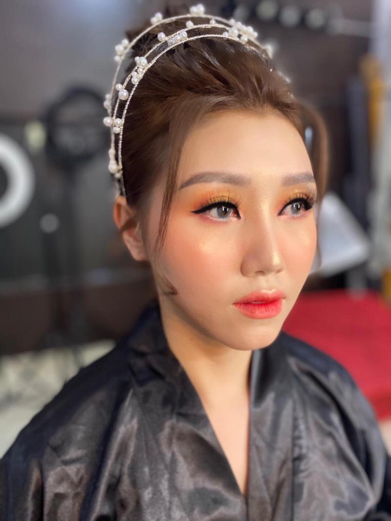 Aí Nguyễn Make up