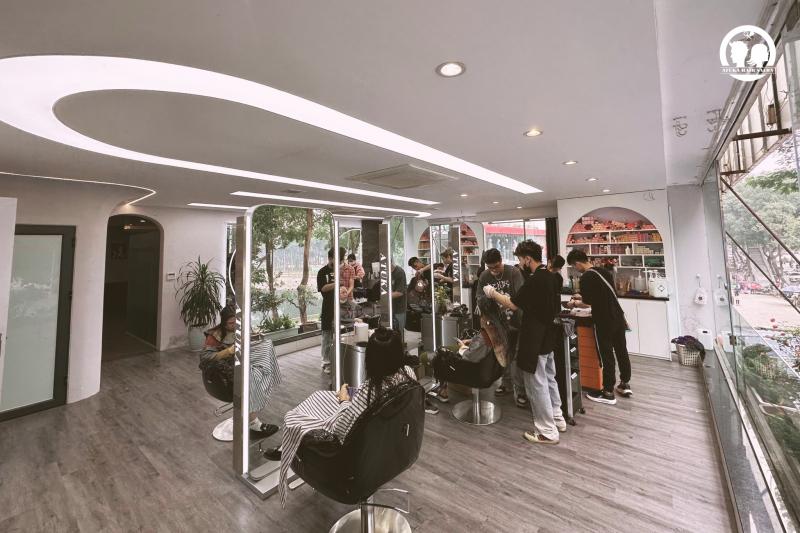 Akuta Hair Salon