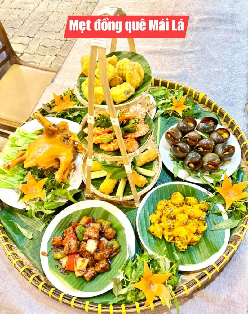 Ẩm thực Sân vườn Mái Lá