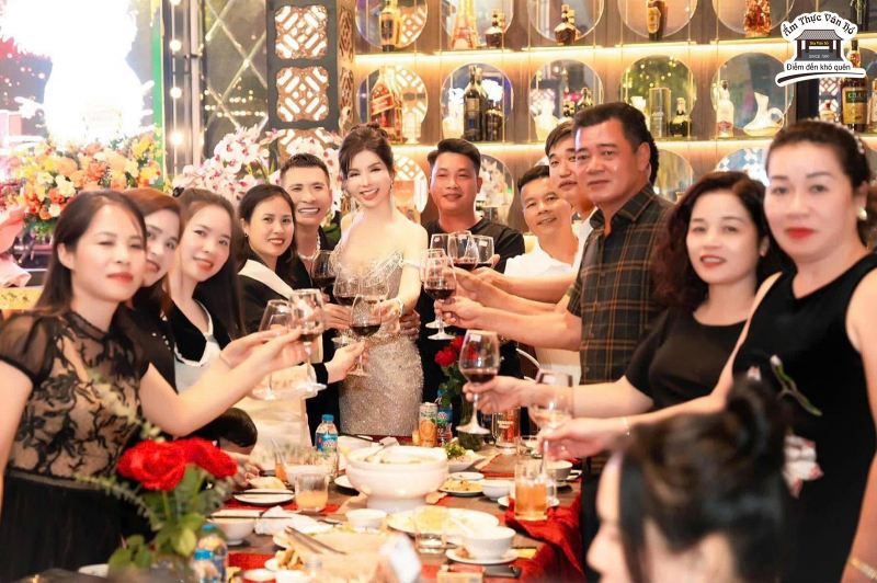 Ẩm Thực Vân Hồ