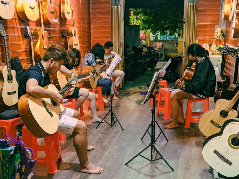 An Guitarstore - Dạy Đàn Guitar Nha Trang