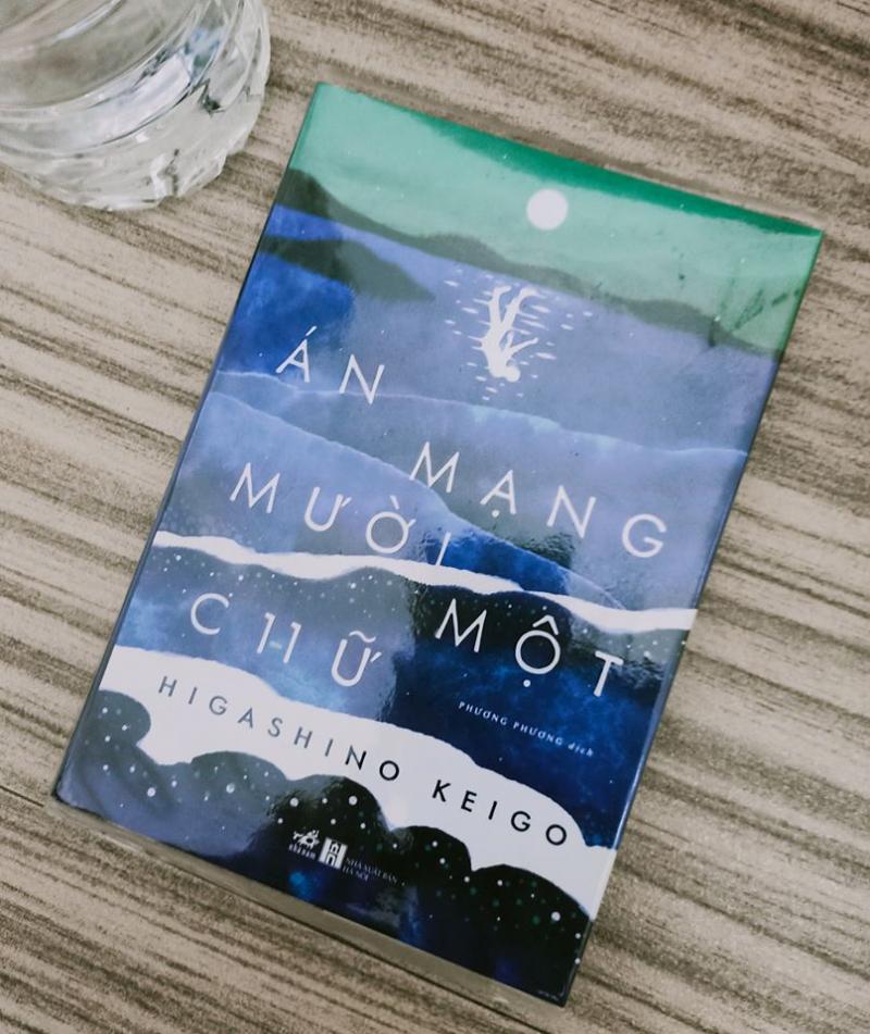 Án mạng mười một chữ