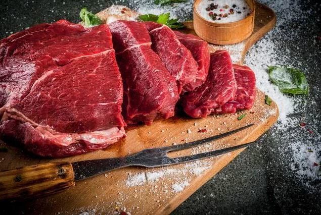 Hầu như chúng ta chỉ chú trọng việc nạp thịt vào cơ thể thay vì giữ cân đối giữa thịt và rau