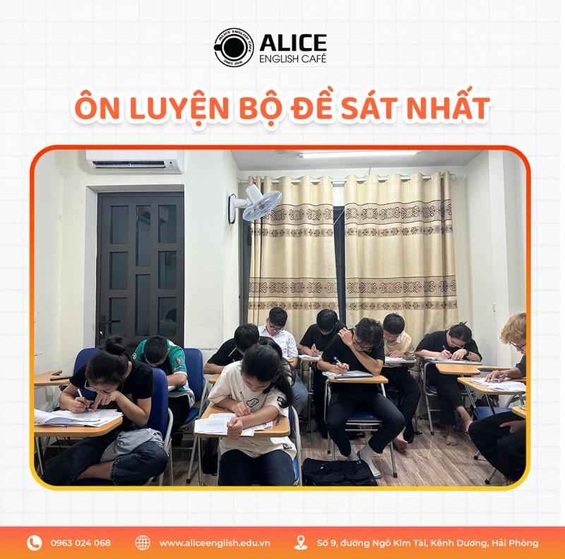 Anh ngữ Alice English Café