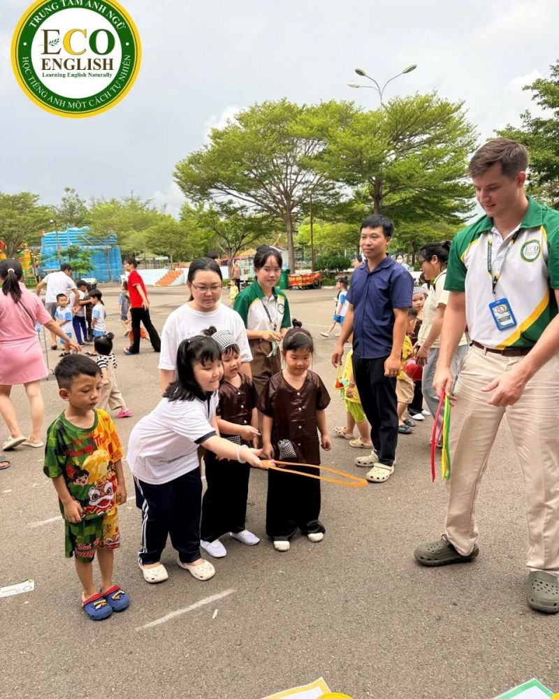 Trung tâm anh ngữ ECO English