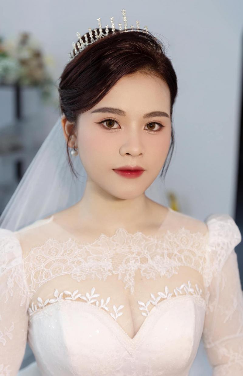 Ánh Vân (Maya makeup)