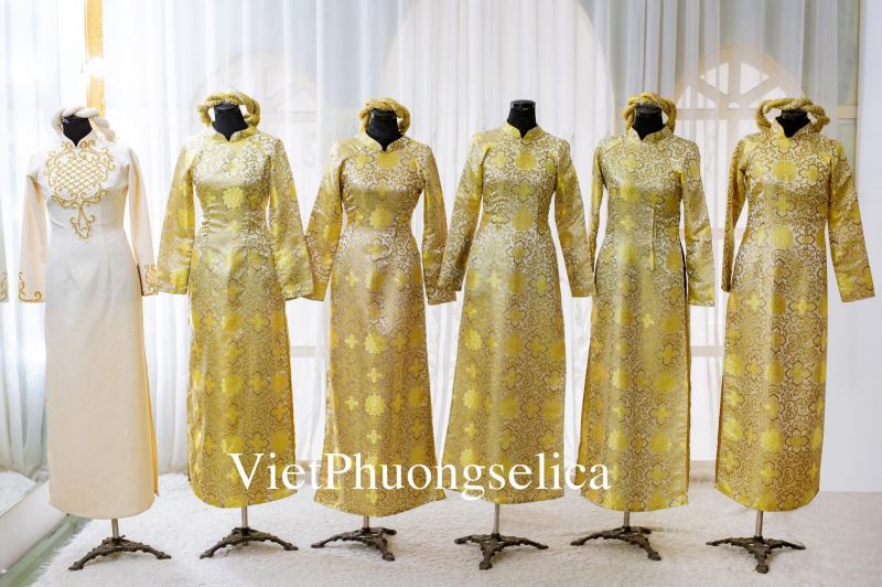 Bức ảnh Áo dài cưới sẽ khiến bạn ngạc nhiên với sự đan xen giữa truyền thống và hiện đại trong nghi thức cưới của người Việt.