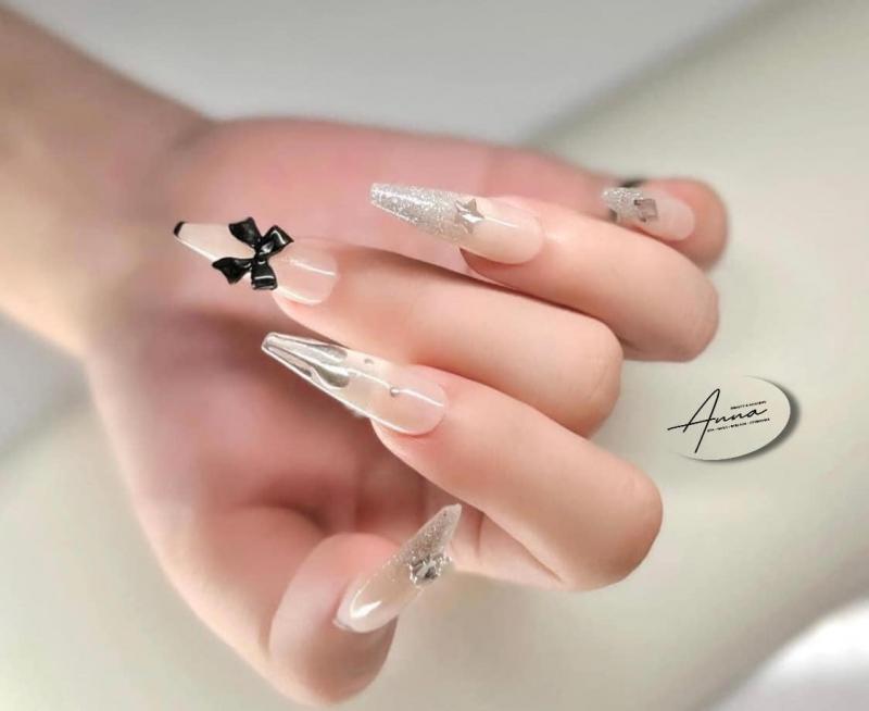 Anna Nails là nơi bạn có thể hoàn toàn tin tưởng để theo học nghề vì sự dày dặn về kinh nghiệm làm nghề lâu năm của giáo viên ở đây