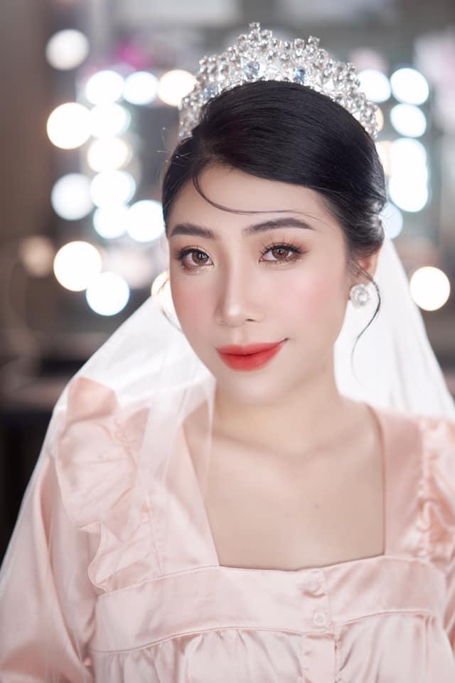 ANNIE Wedding & Makeup Academy