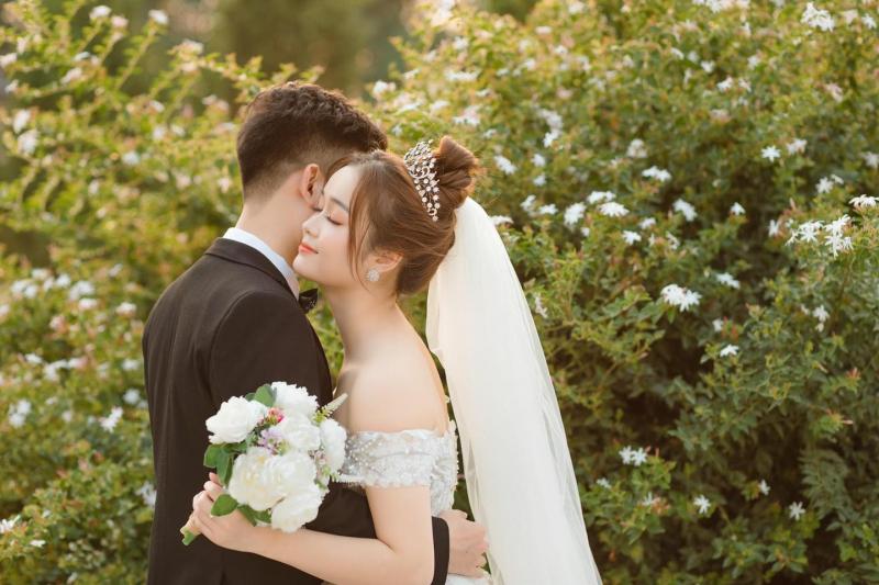 Áo cưới Romantic