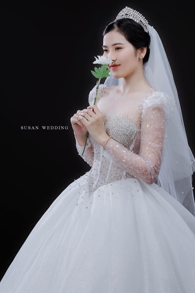 Áo cưới Susan