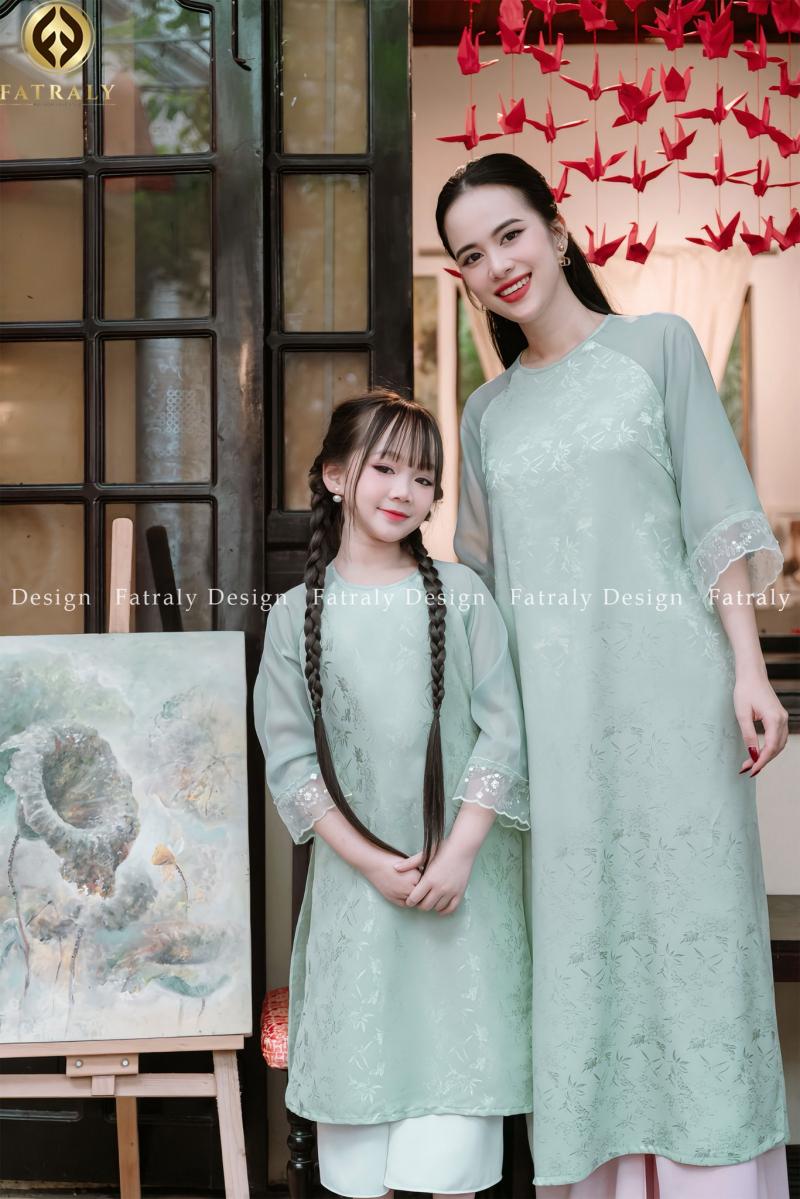 Áo dài trẻ em tại Fatraly
