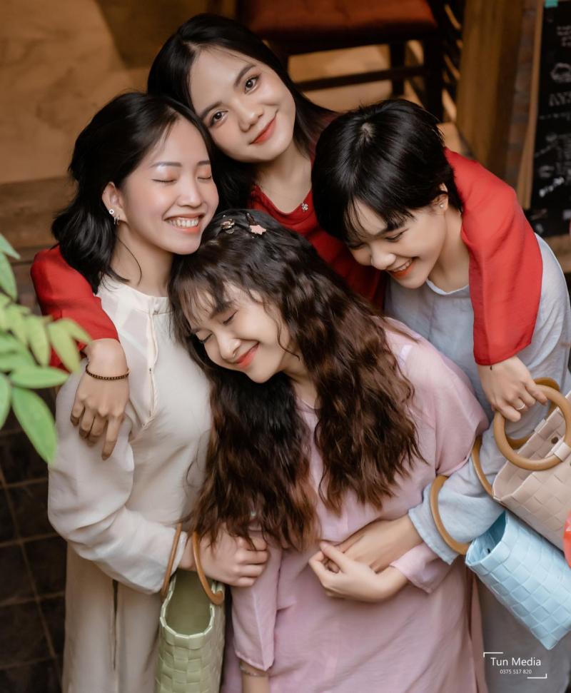 Áo Dài Gò - Cho thuê áo dài kỷ yếu Hà Nội