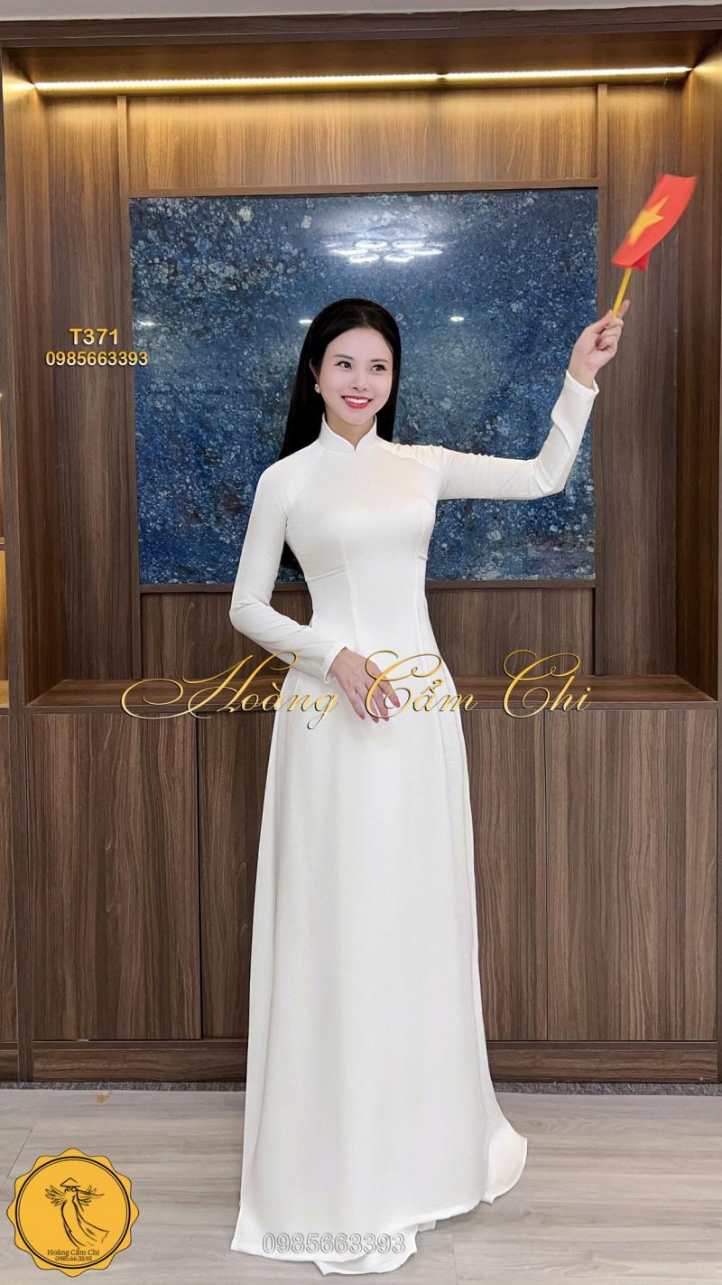 Áo Dài Hoàng Cẩm Chi