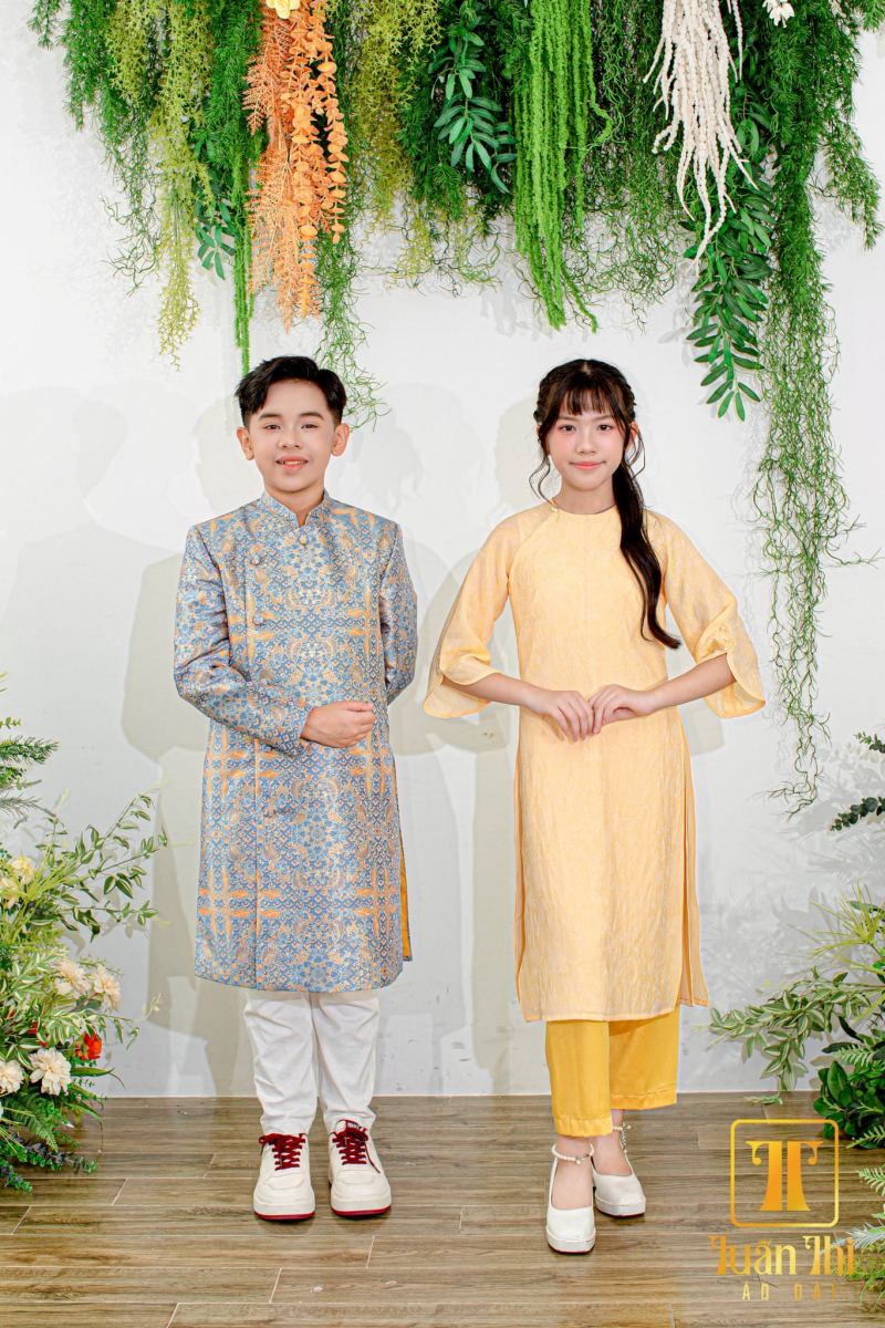 Áo dài trẻ em tại Tuấn Thi
