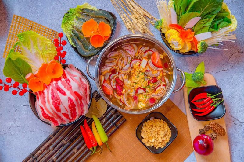 Quán Sushi Nhật Bản Aozora là nhà hàng sushi Nhật Bản nổi tiếng tại Hà Nội