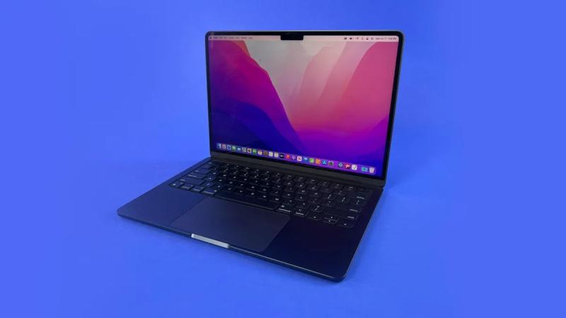 Apple MacBook Air với vi xử lý M2