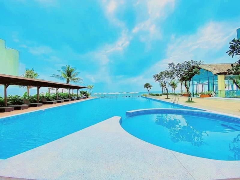 Hồ bơi tại Aria Resort Vũng Tàu