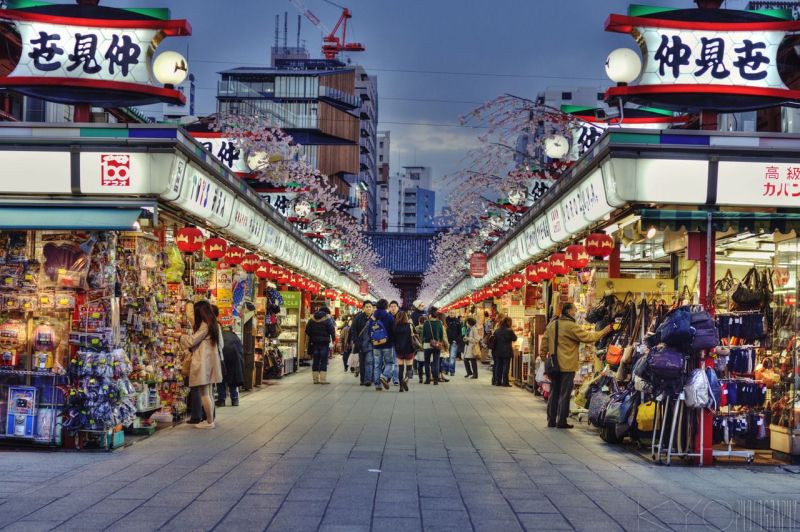 Khu phố Asakusa - dori