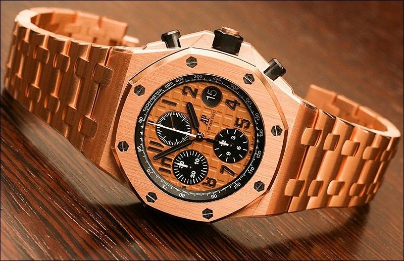 Audemars Piguet Royal Oak là đồng hồ đeo tay hội tụ tất cả các yếu tố của một chiếc đồng hồ sang trọng