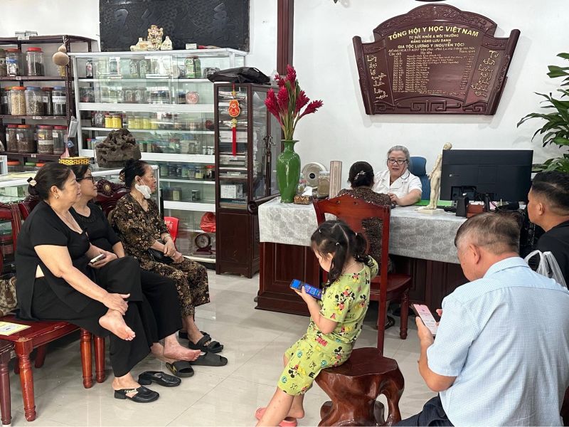 Bác sĩ đông y Nguyễn Thị Phương