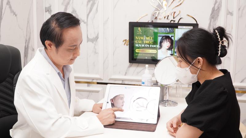 Bác sĩ Nguyễn Tiến Huy – Bậc thầy sửa mũi hỏng, mũi khó tại Phòng khám Thẩm mỹ Sài Gòn Venus