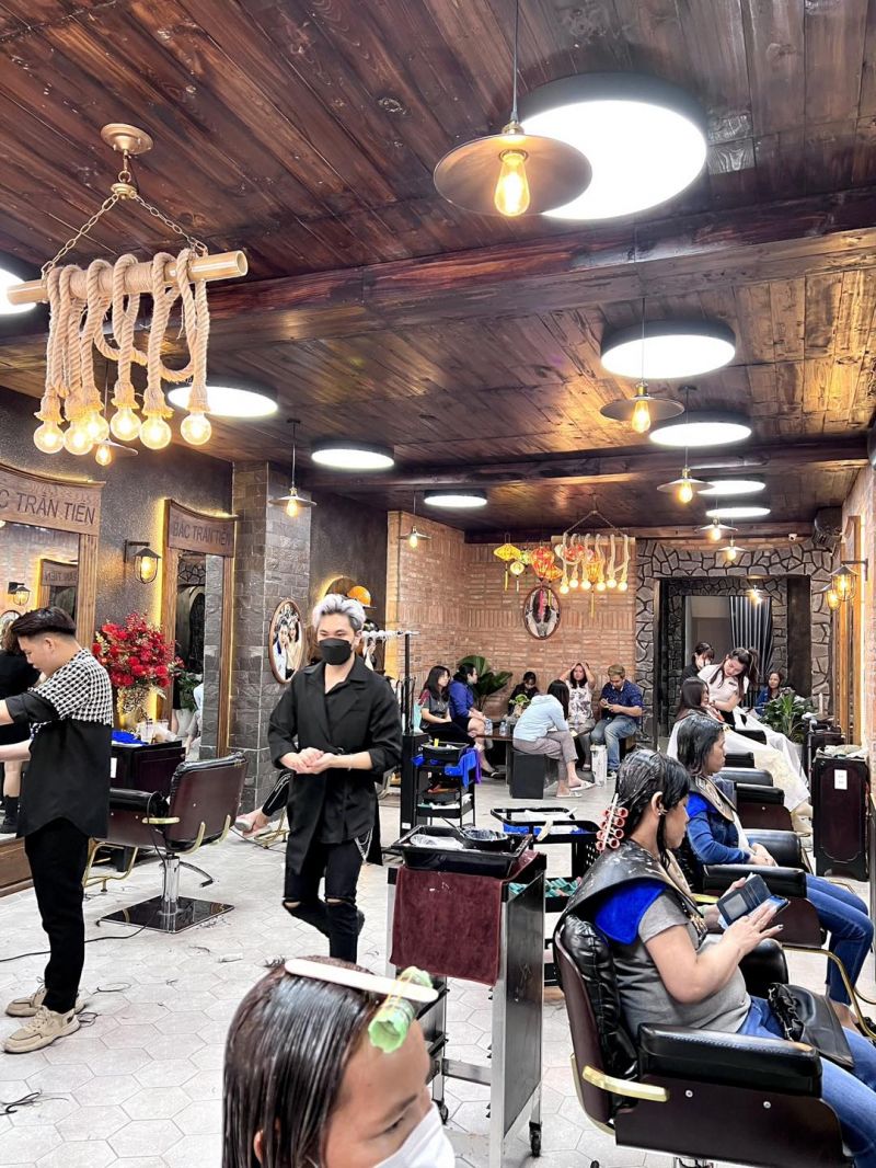 Bắc Trần Tiến Hair Salon