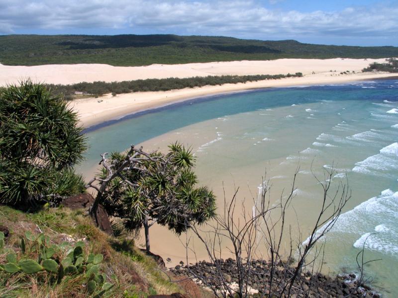 Bãi biển ở quần đảo Fraser, Australia