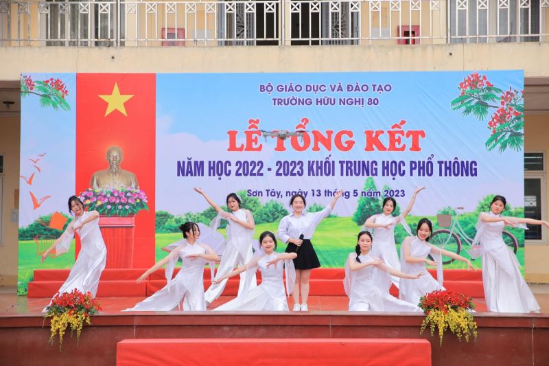 Bài phát biểu ra trường của học sinh lớp 12 (số 7)