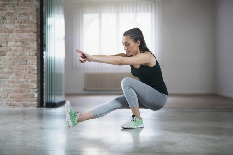 Ngồi 1 chân (Single-leg sit squat)