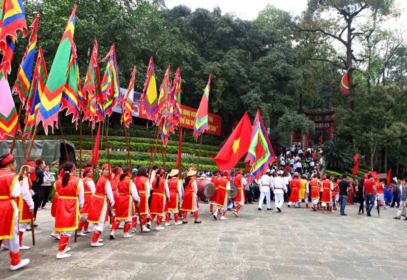 THÀNH PHỐ THÁNG TƯ