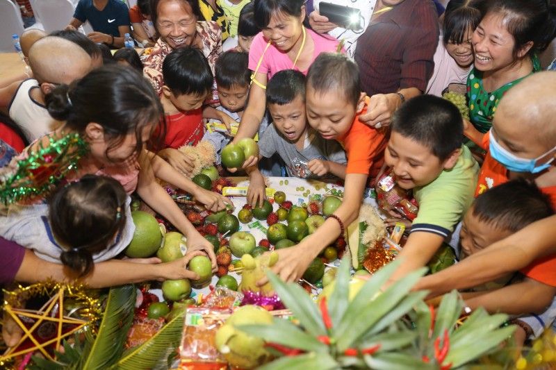 Bài thuyết trình mâm cỗ trung thu hay nhất