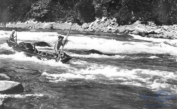 Top 12 Bài văn phân tích hình tượng con sông Đà trong "Người lái đò sông Đà"  của Nguyễn Tuân - toplist.vn