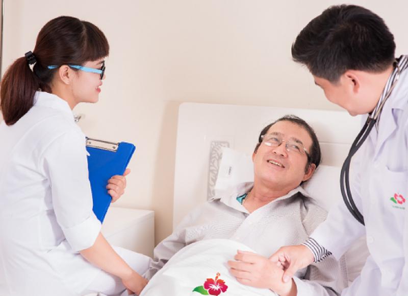 Top 10 Bài văn tả một bác sĩ hoặc ý tá đang chăm sóc bệnh nhân ...