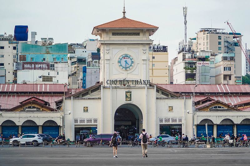 Bài văn thuyết minh về chợ Bến Thành hay nhất - Bài mẫu số 7